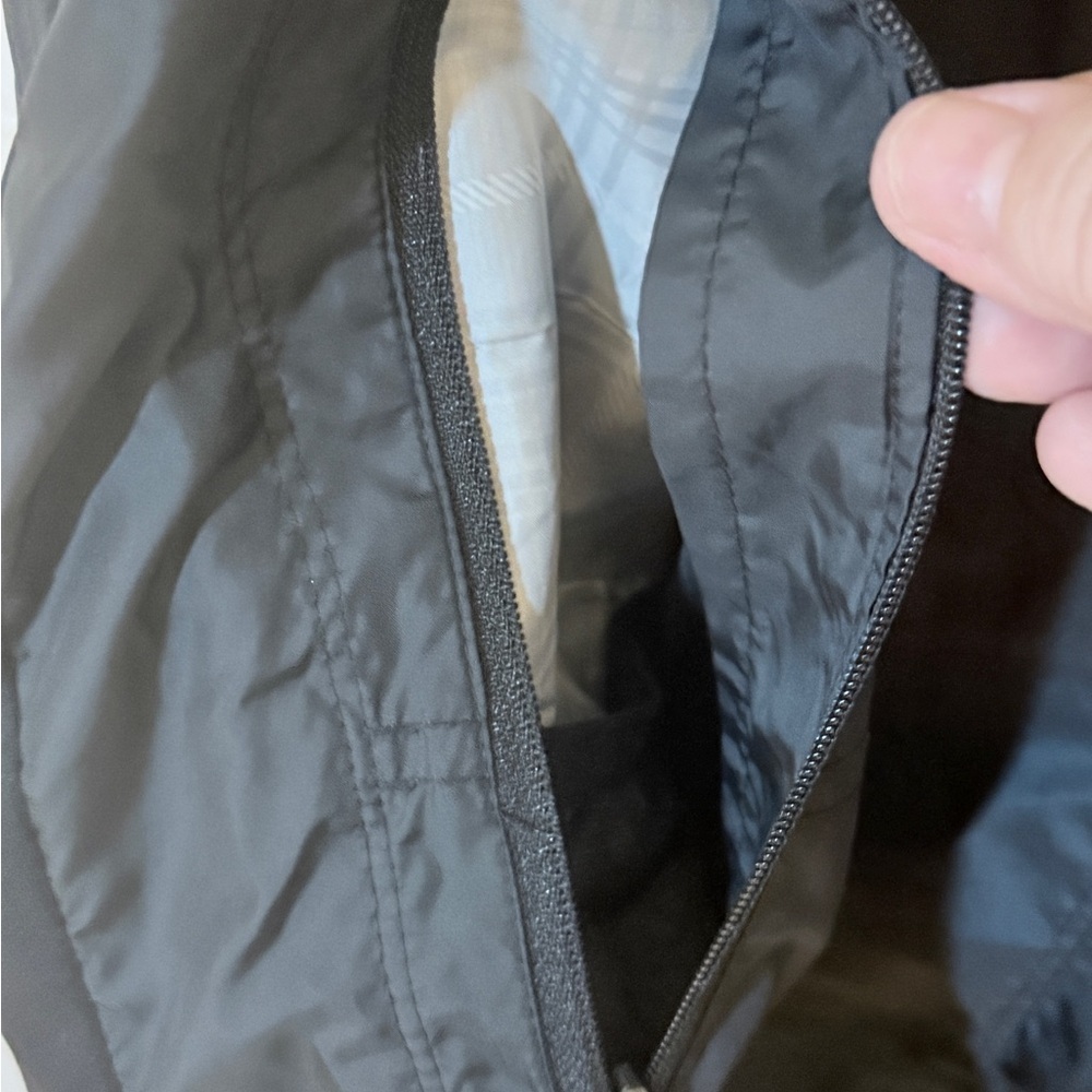 Nike Men's Black and Dark Gray Windbreaker with Plaid Collar EUC CH - Picture 3 of 6